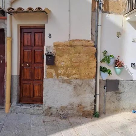 Sant'antonio 1 Apartment *